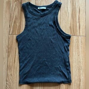 Grey form fitting tank top